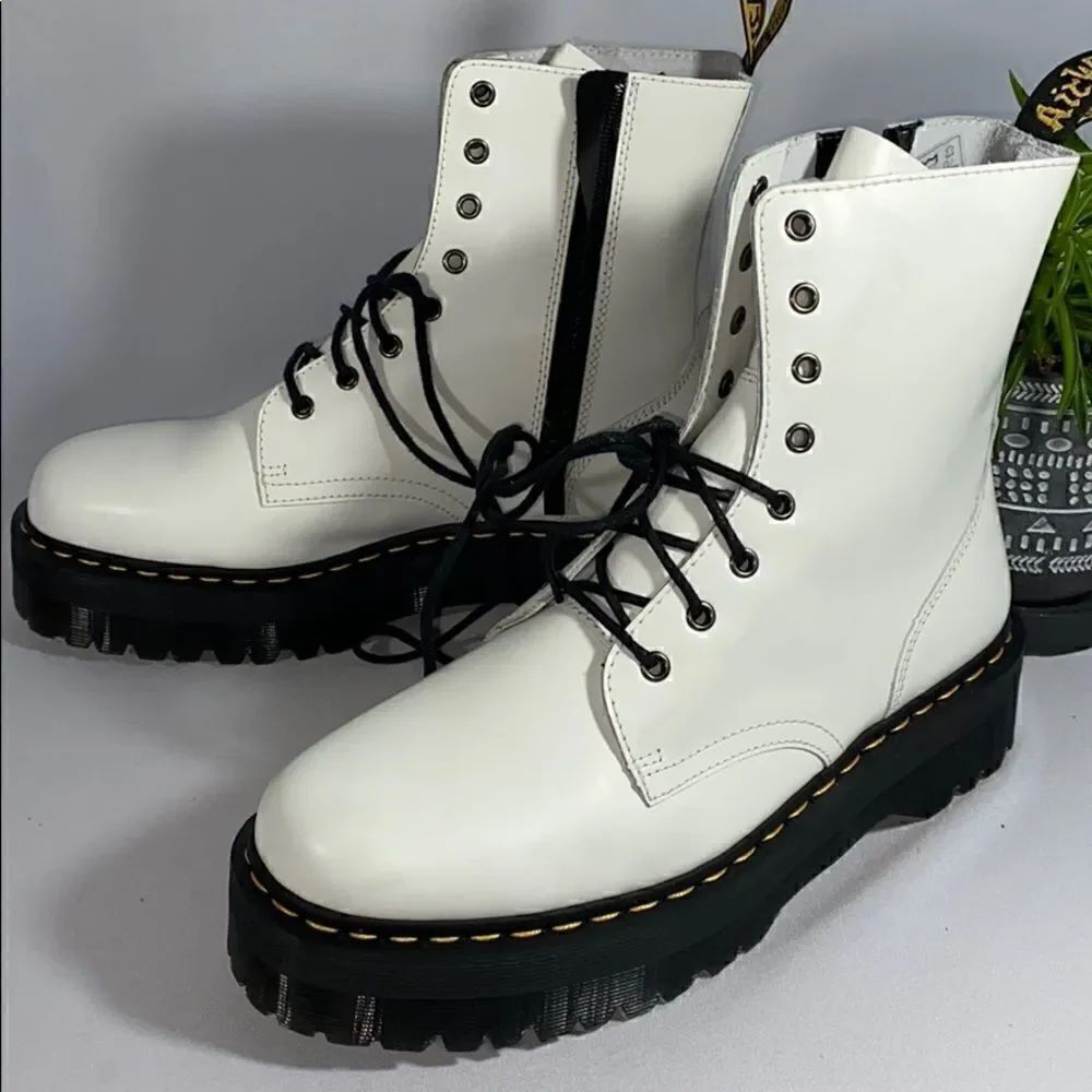 Dr Martens JADAN WHITE 
